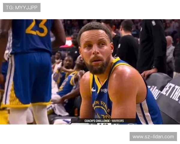 勇士与尼克斯2018年对决回顾：激情四溢的篮球盛宴与精彩瞬间分析